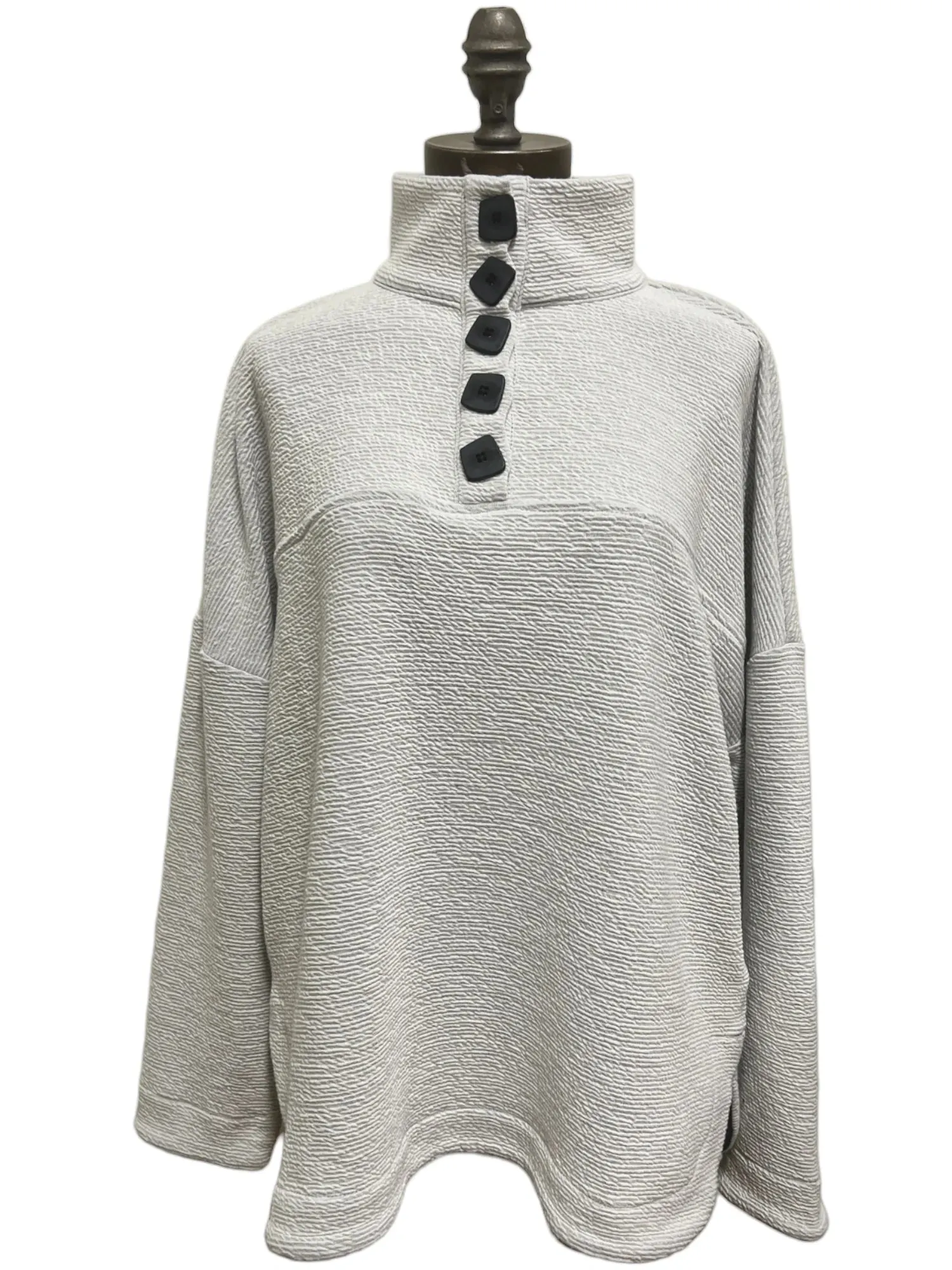 1525 Yolanda Top