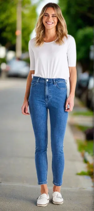 Betty Essential Jeans - Vintage Blue