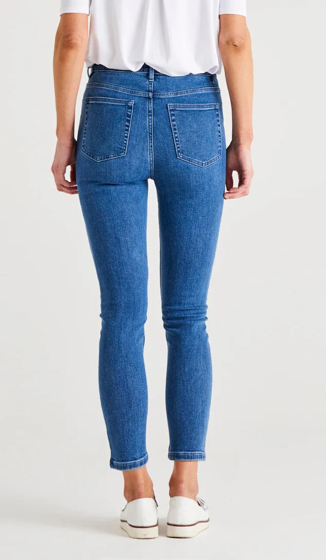 Betty Essential Jeans - Vintage Blue