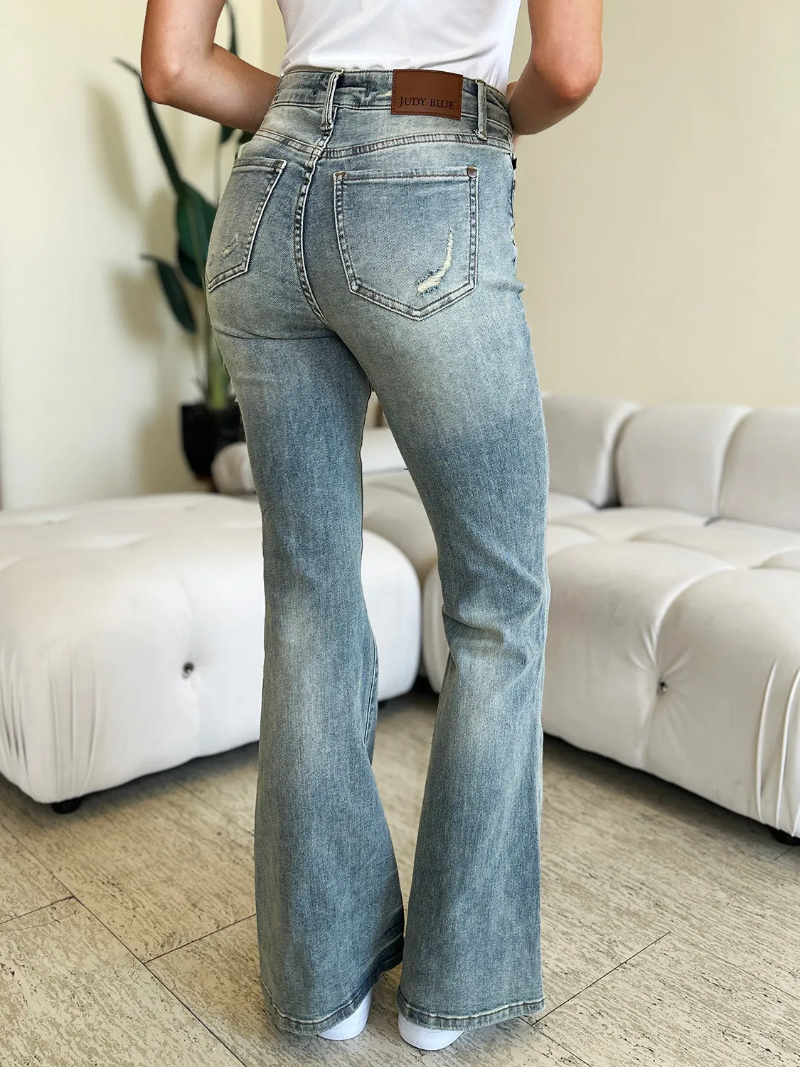 Classic High-Waisted Flared Jeans