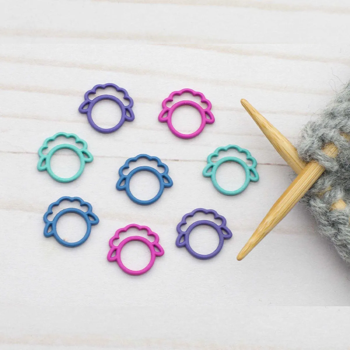Fox & Pine Stitches Sheep Stitch Markers - Colorful Mix - Closed Ring