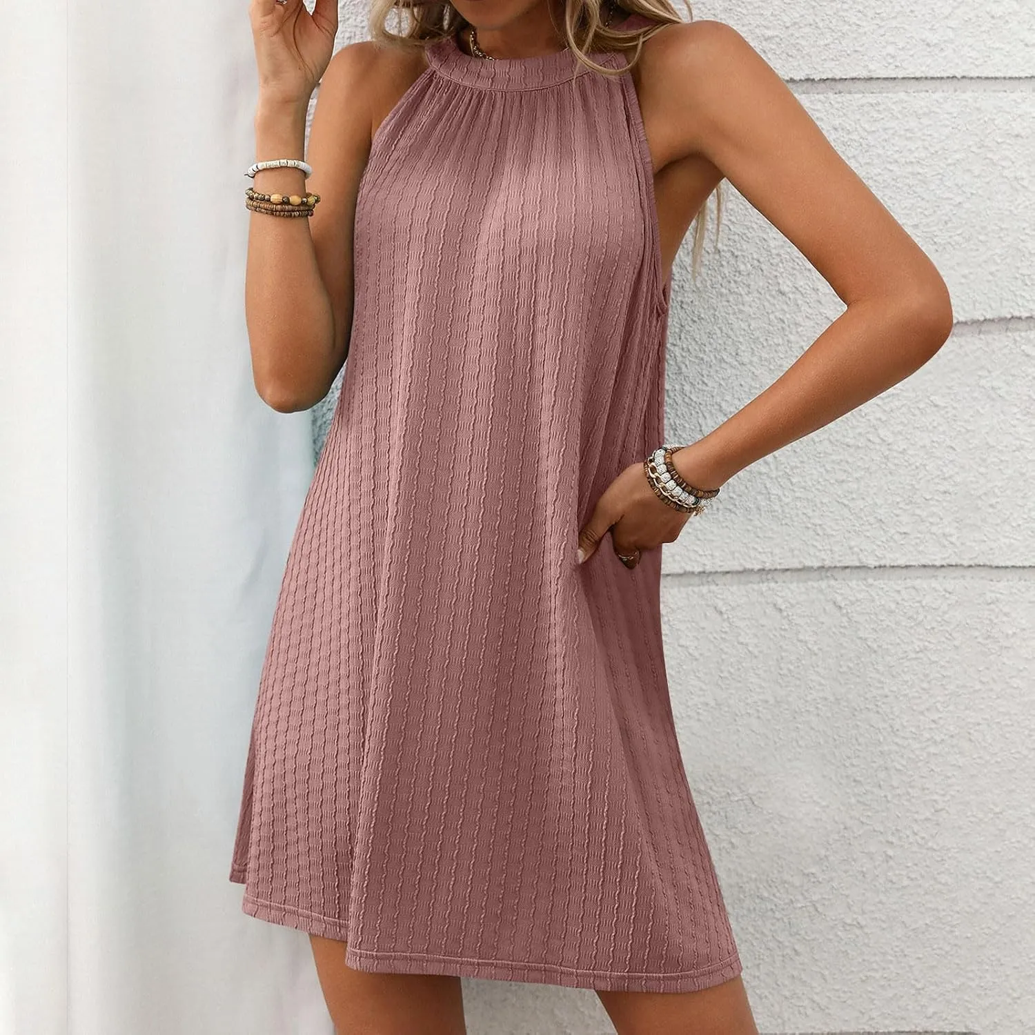 hlysgo Beach Dresses for Women Casual Loose Fit Sleeveless Halter Neck Mini Sundress 2025 Summer Short Going Out Dress