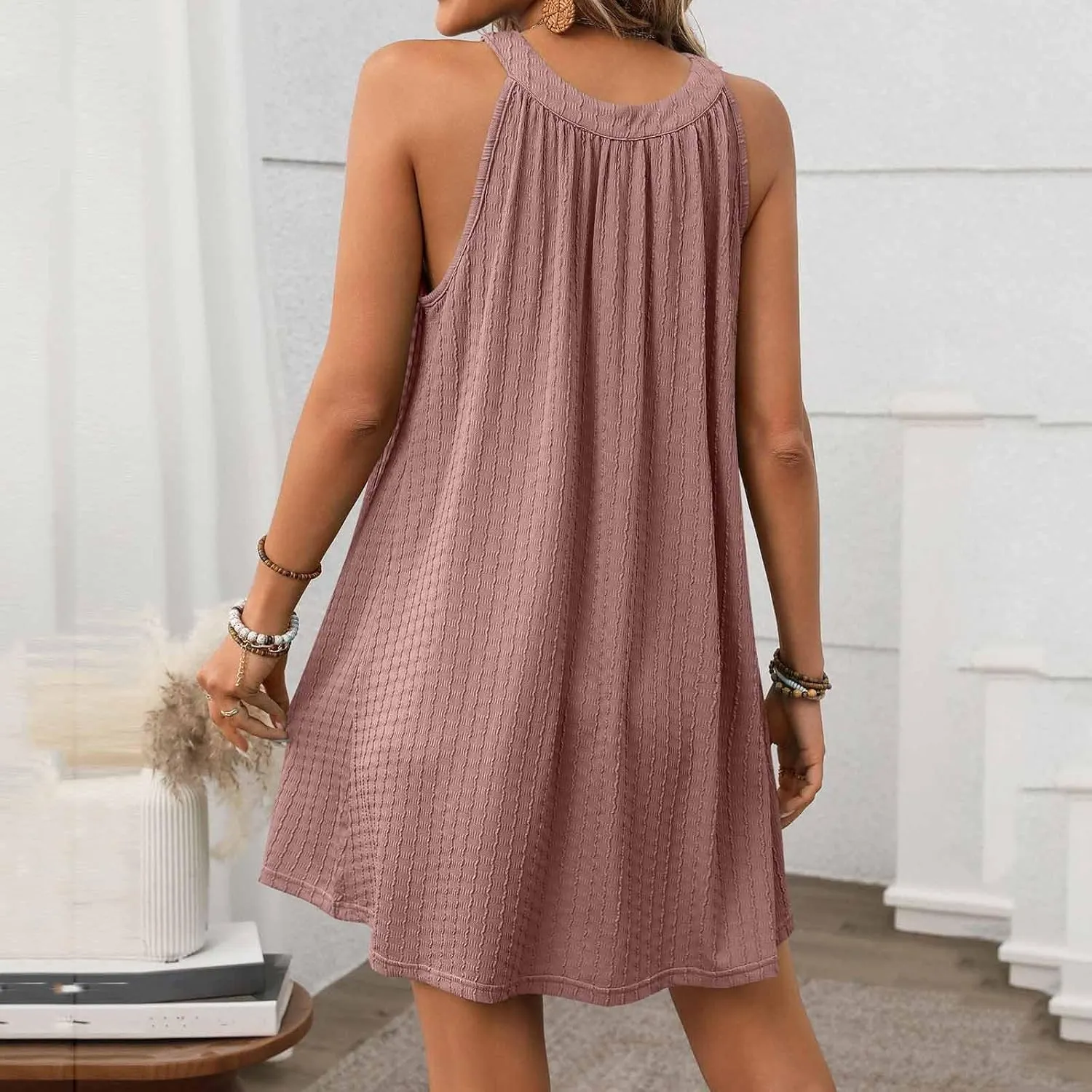 hlysgo Beach Dresses for Women Casual Loose Fit Sleeveless Halter Neck Mini Sundress 2025 Summer Short Going Out Dress
