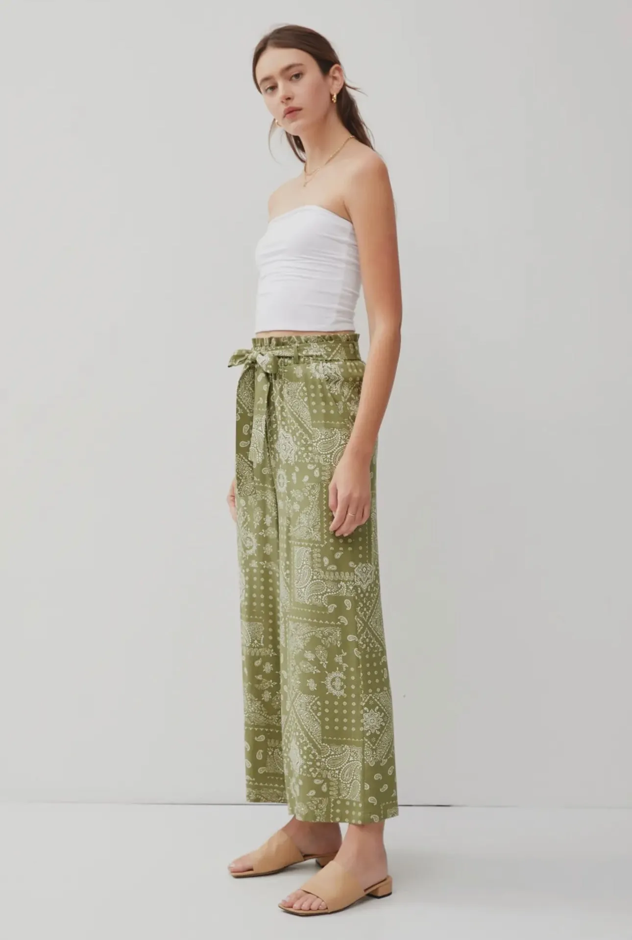 Paisley Print Belted Crop Pant